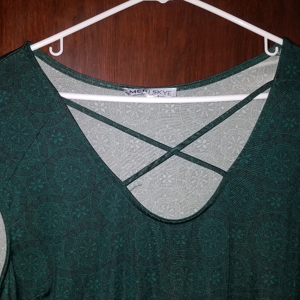 Dress - Picture 2 of 4